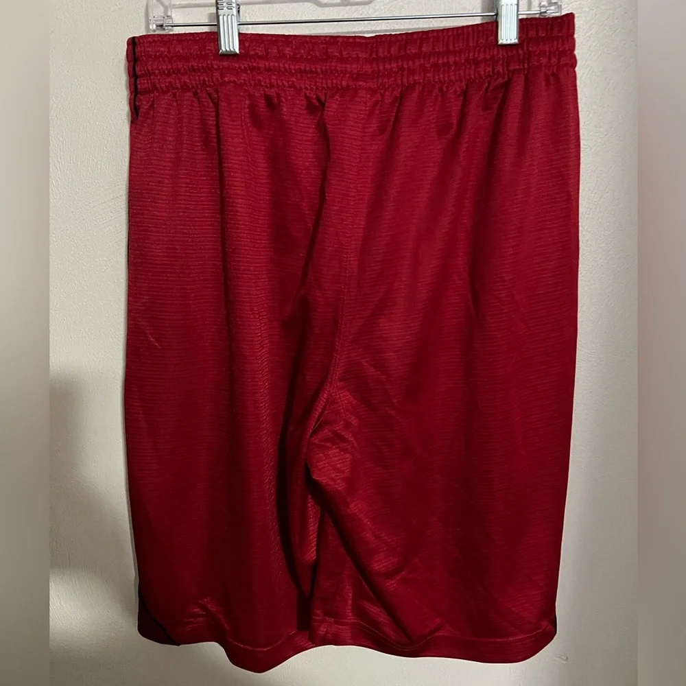 NIKE Classic Athletic Athleisure Basketball Shorts‎ Red and Black Men's Size L